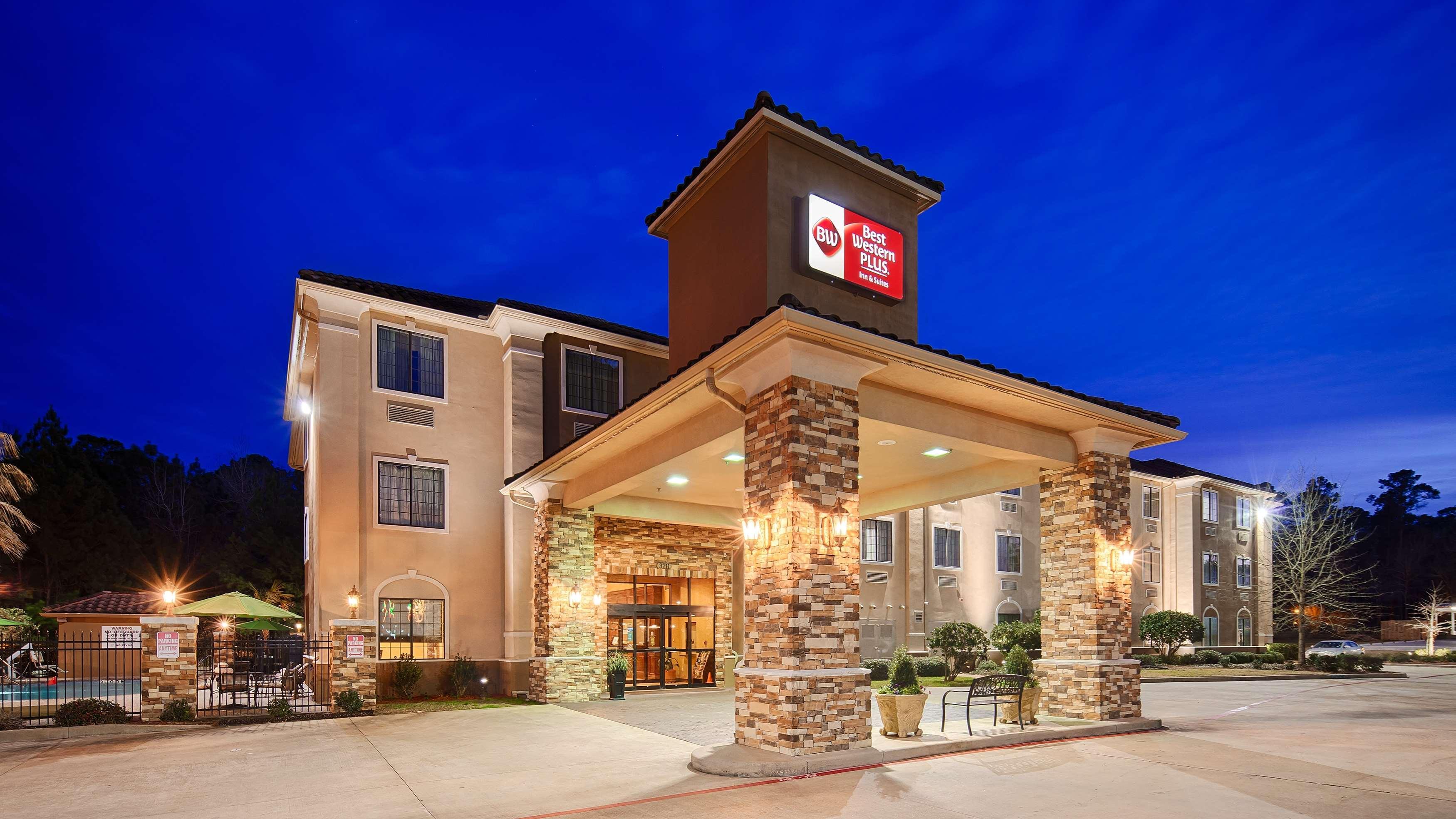 Best Western Plus Crown Colony Inn & Suites Lufkin Extérieur photo