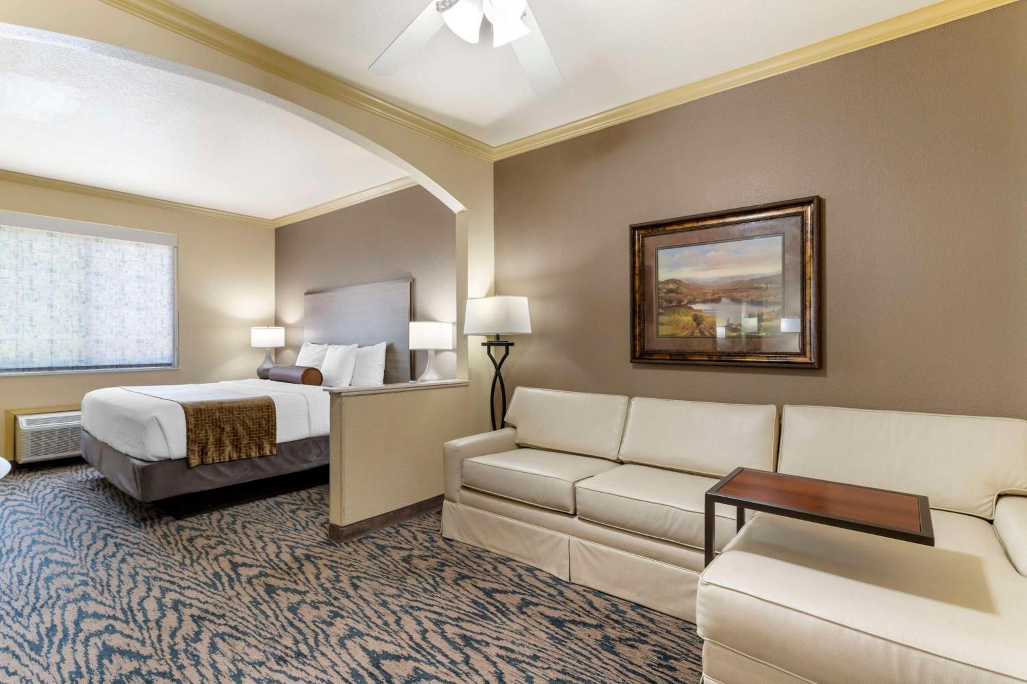 Best Western Plus Crown Colony Inn & Suites Lufkin Extérieur photo
