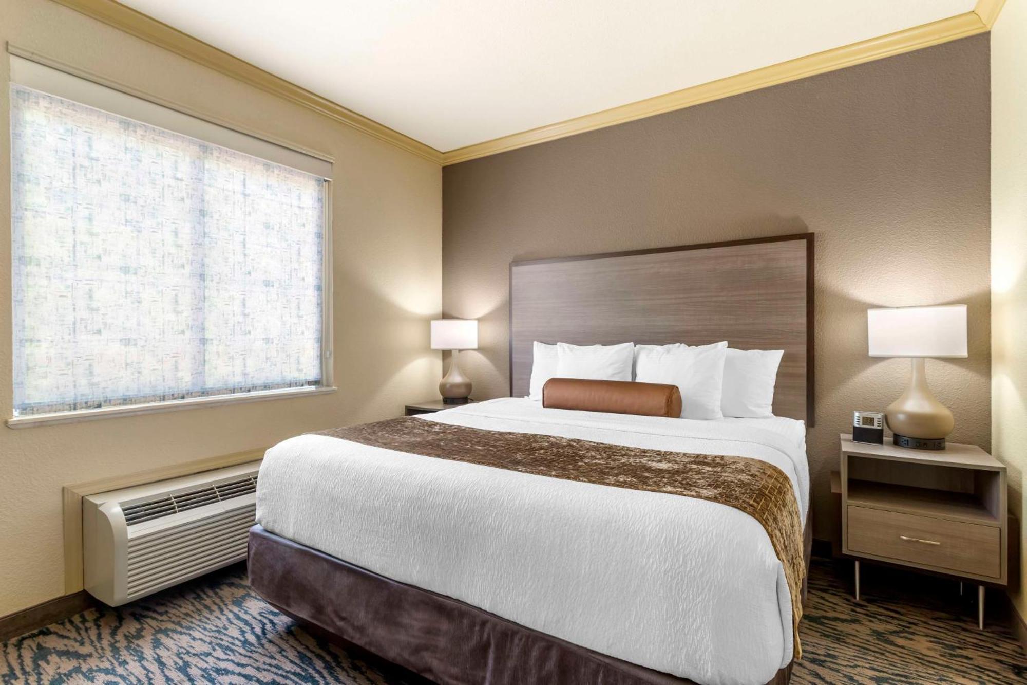 Best Western Plus Crown Colony Inn & Suites Lufkin Extérieur photo