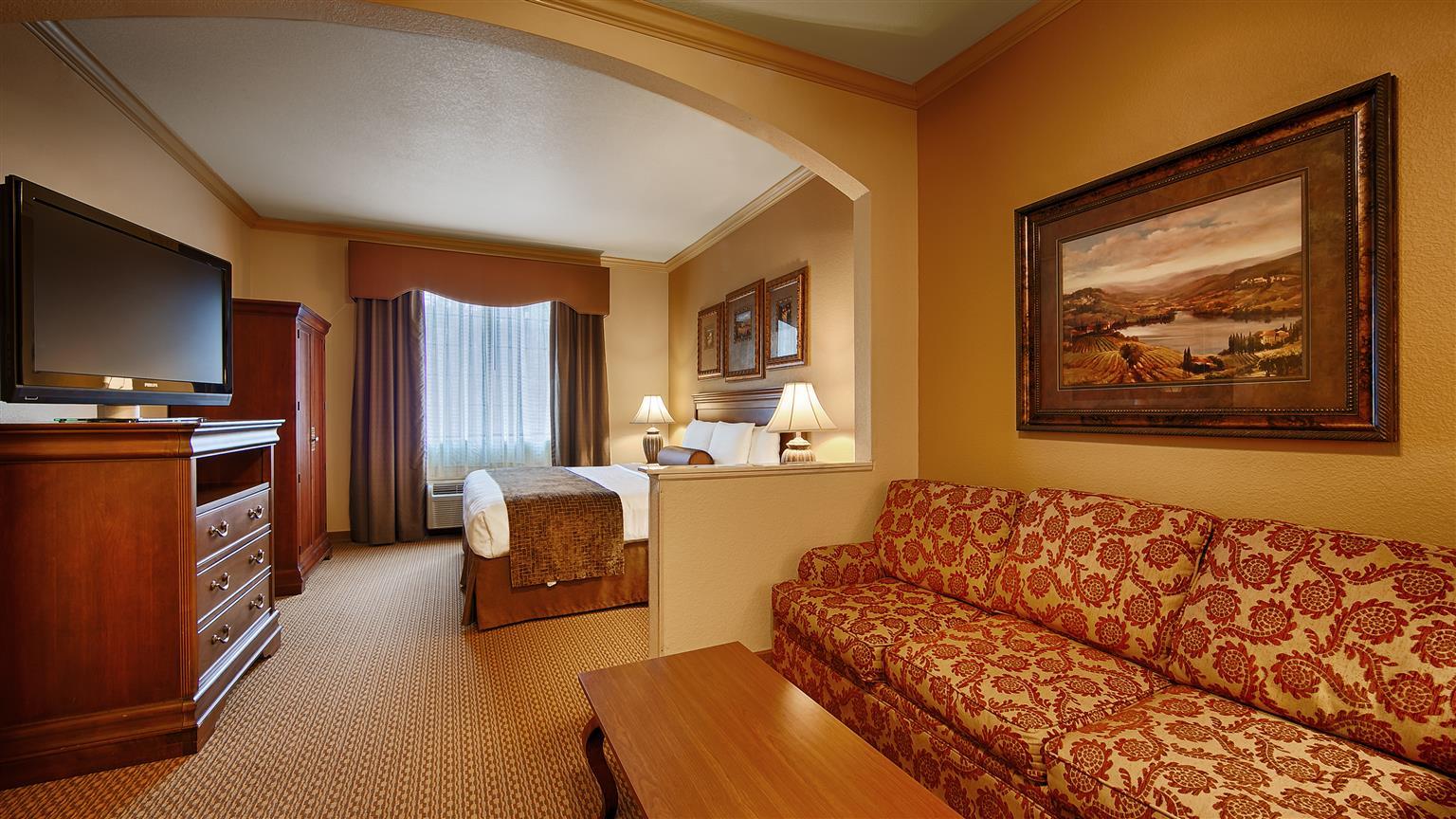 Best Western Plus Crown Colony Inn & Suites Lufkin Extérieur photo